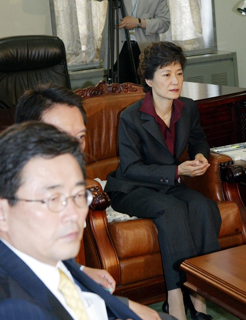 13년 전 노무현 전 대통령 탄핵심판 당시 풍경 (사진) | 인스티즈