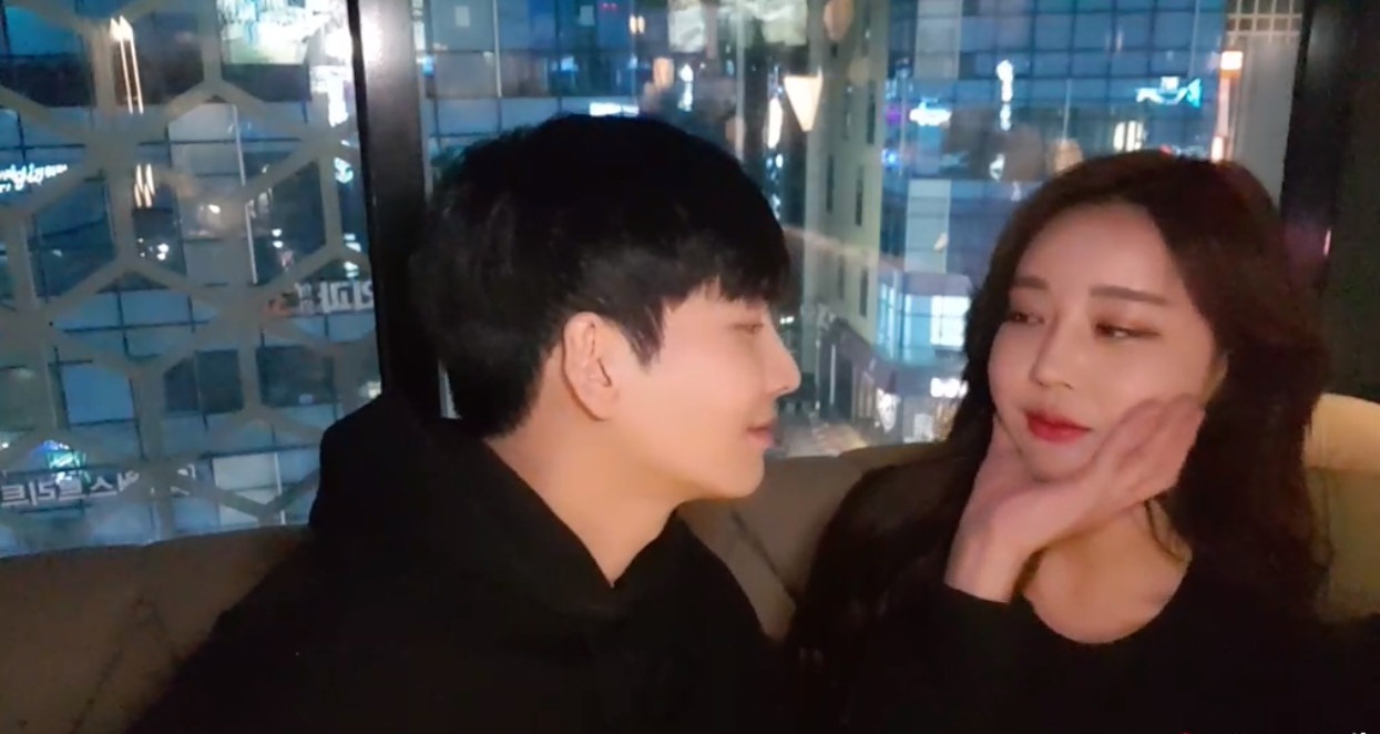 생방송 도중 찐키스♥ 보여주더니... 결국 두 BJ '이런 소식' 전했다 | 인스티즈