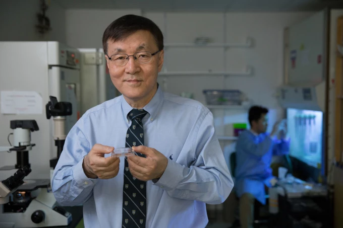 미국 하버드 의대 맥린병원 분자신경생물학 실험실 소장으로 재직 중인 김광수 교수. KAIST 생명과학과 석·박사 과정을 졸업했다. / KAIST 제공