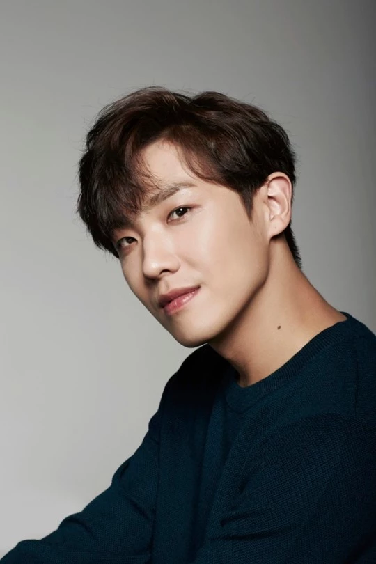 이준 공식 홈페이지
