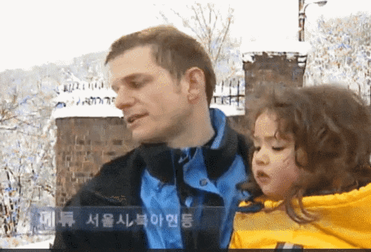 어린 시절 뉴스에 출연한 전소미 씨 / 온라인 커뮤니티
