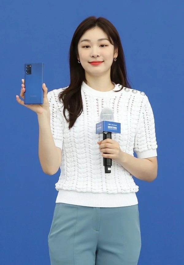 Yuna Kim, Queen forever (10 photos from yesterday)