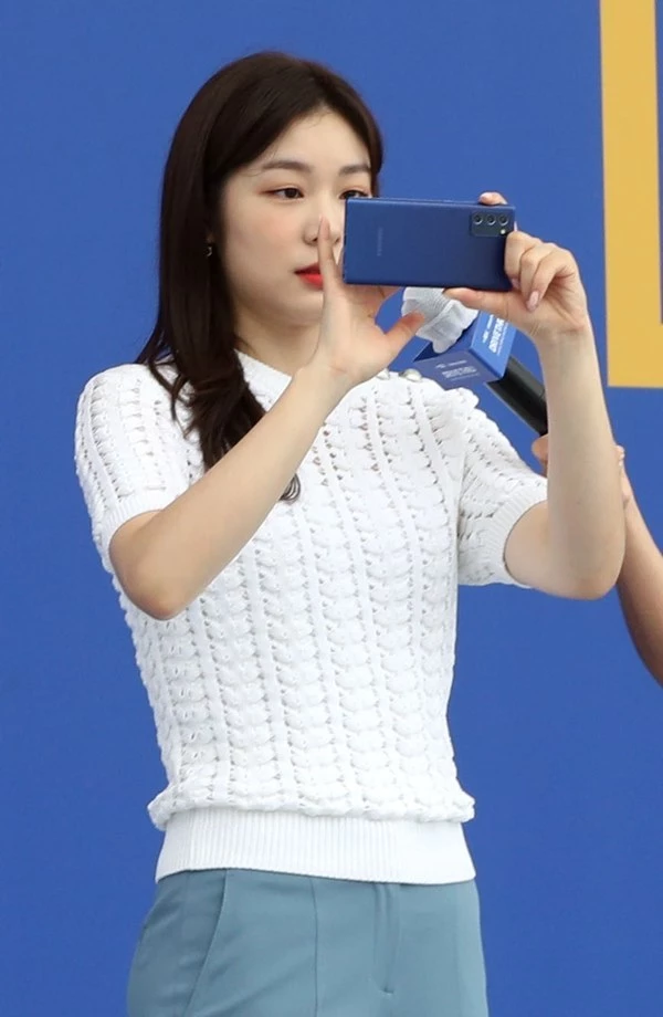 Yuna Kim, Queen forever (10 photos from yesterday)