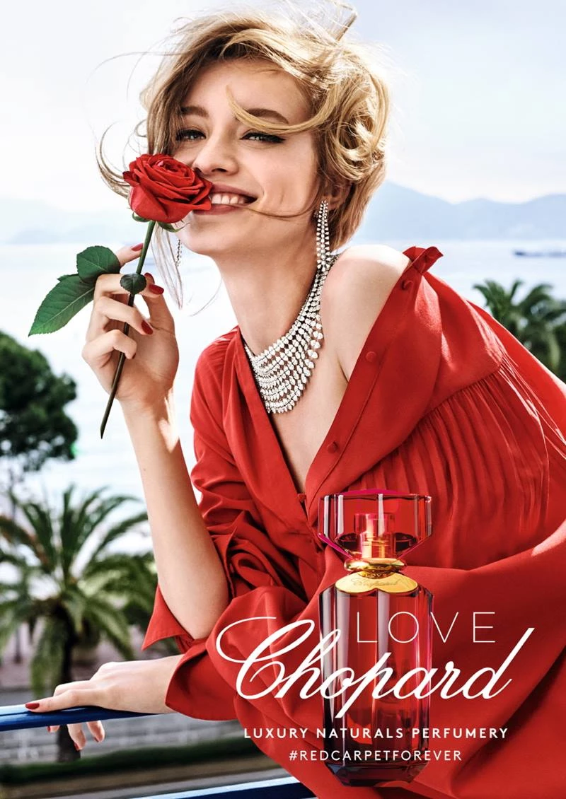 세계에서 진귀한 6가지 장미를 배합한 고혹적인 장미 향이 매력적인 향수