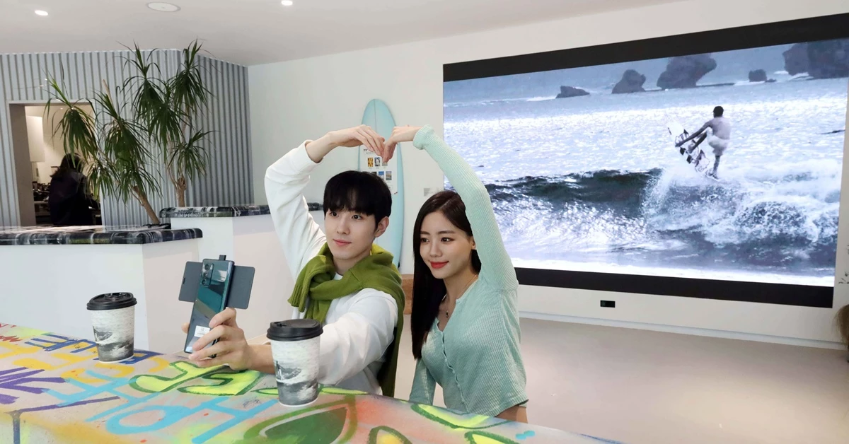 '일상비일상의틈' 2층