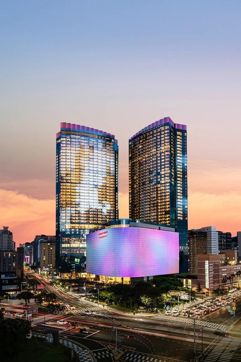 Grand Hyatt Jeju, Building Exterior / 이하 제주 드림타워 복합리조트 제공