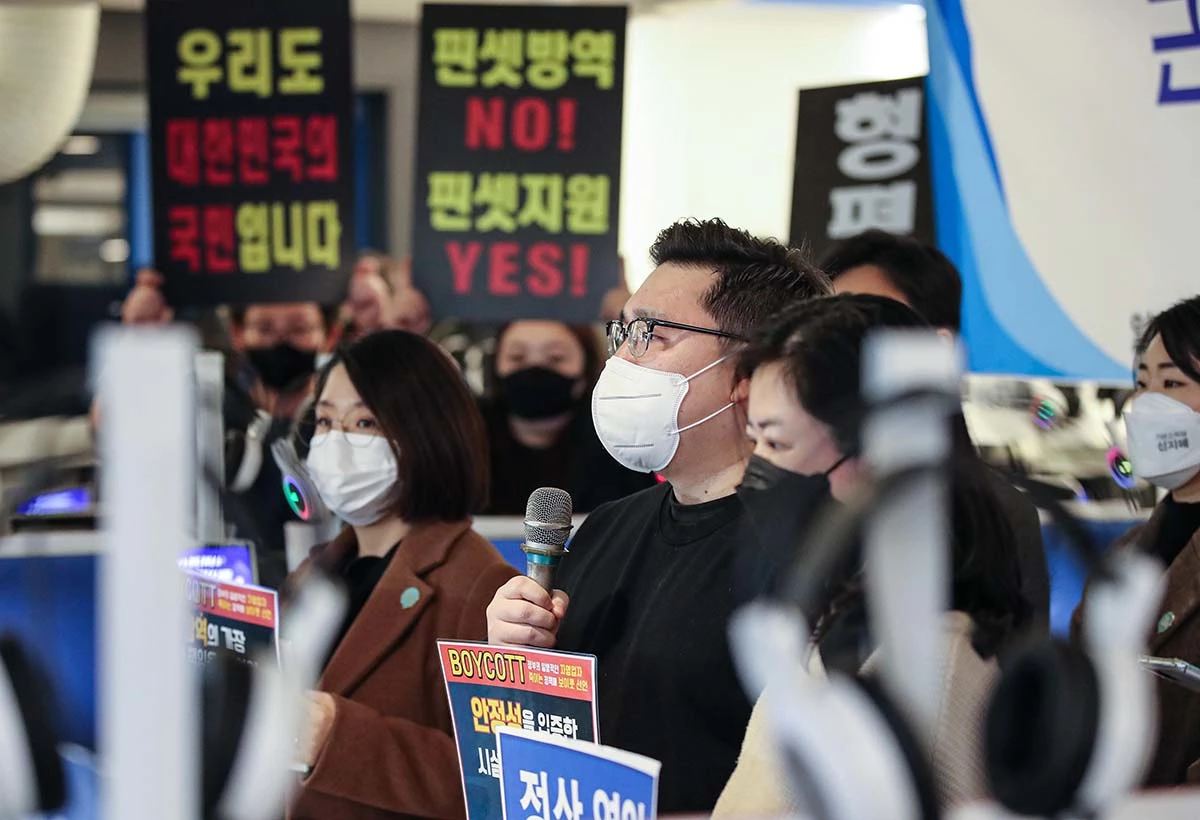 서울인데… 밤 12시 딱 맞춰서 닫았던 문을 여는 호프집과 코인노래방의 정체 | 위키트리