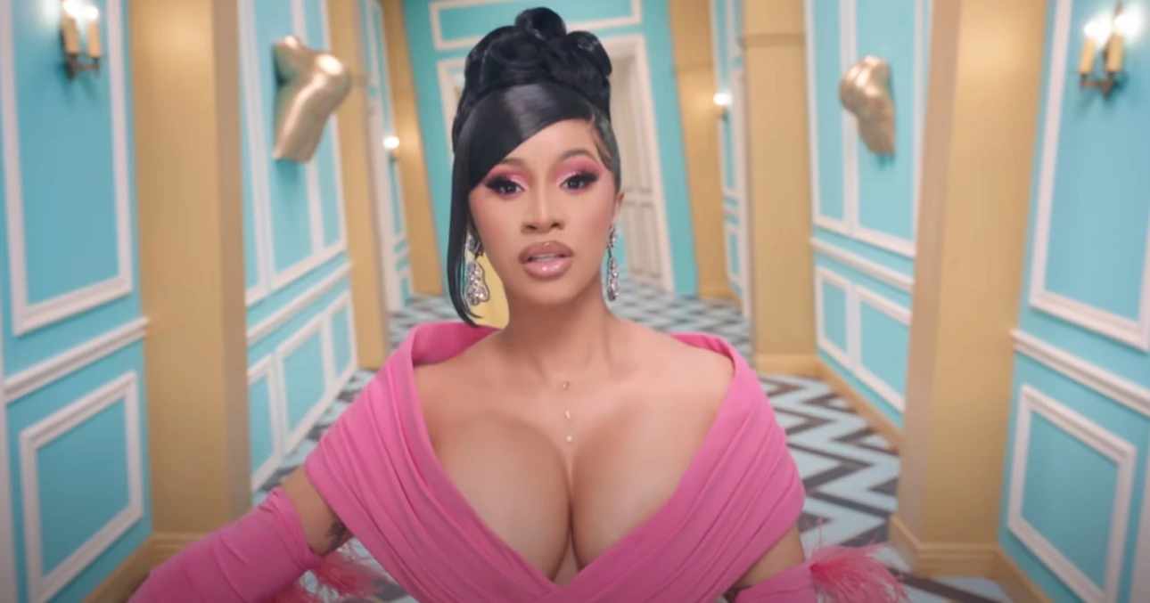 유튜브 'Cardi B'