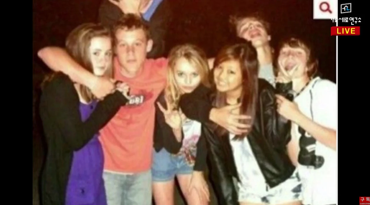 맨 오른쪽 여성이 제니