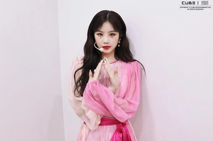 이하 (여자)아이들 인스타그램