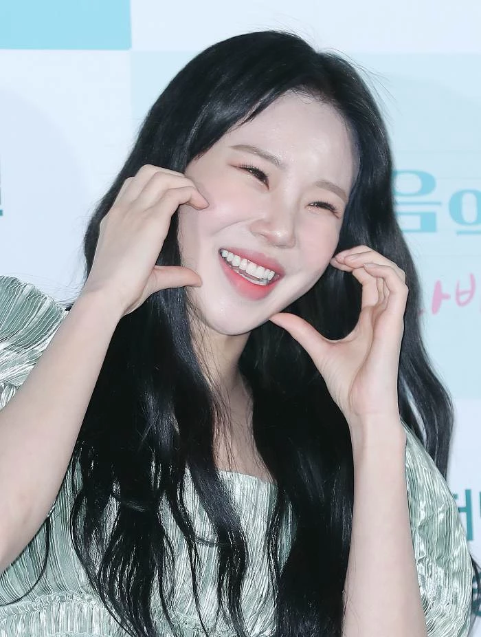 그룹 모모랜드 멤버 주이
