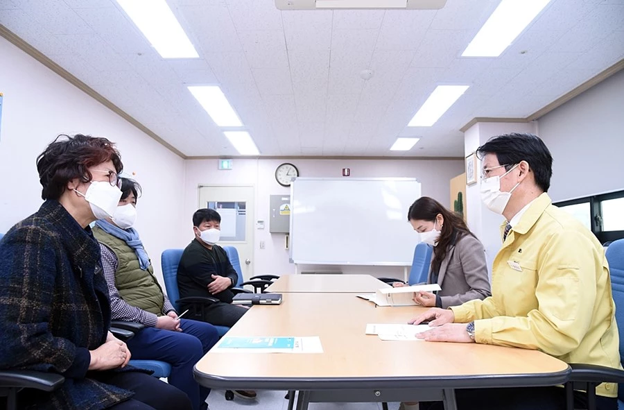 황범순 의정부시 부시장(오른쪽) / 이하 의정부시청