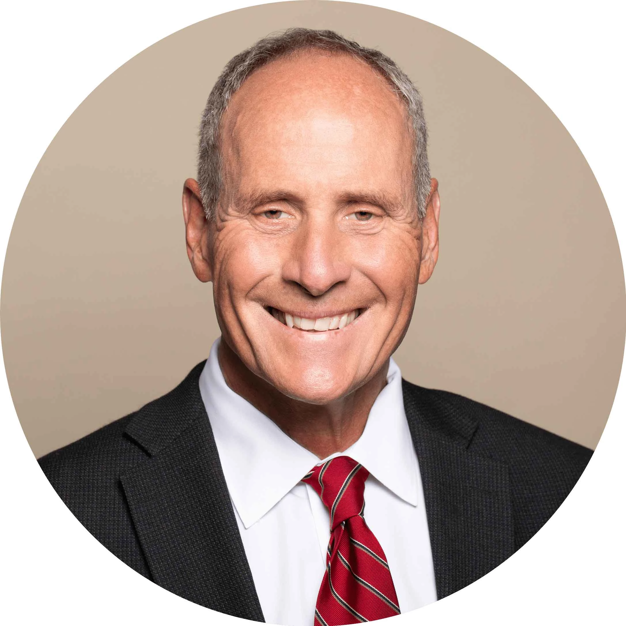 힘스앤허스 최고 의료 책임자인 팻 캐럴(Pat Carroll)