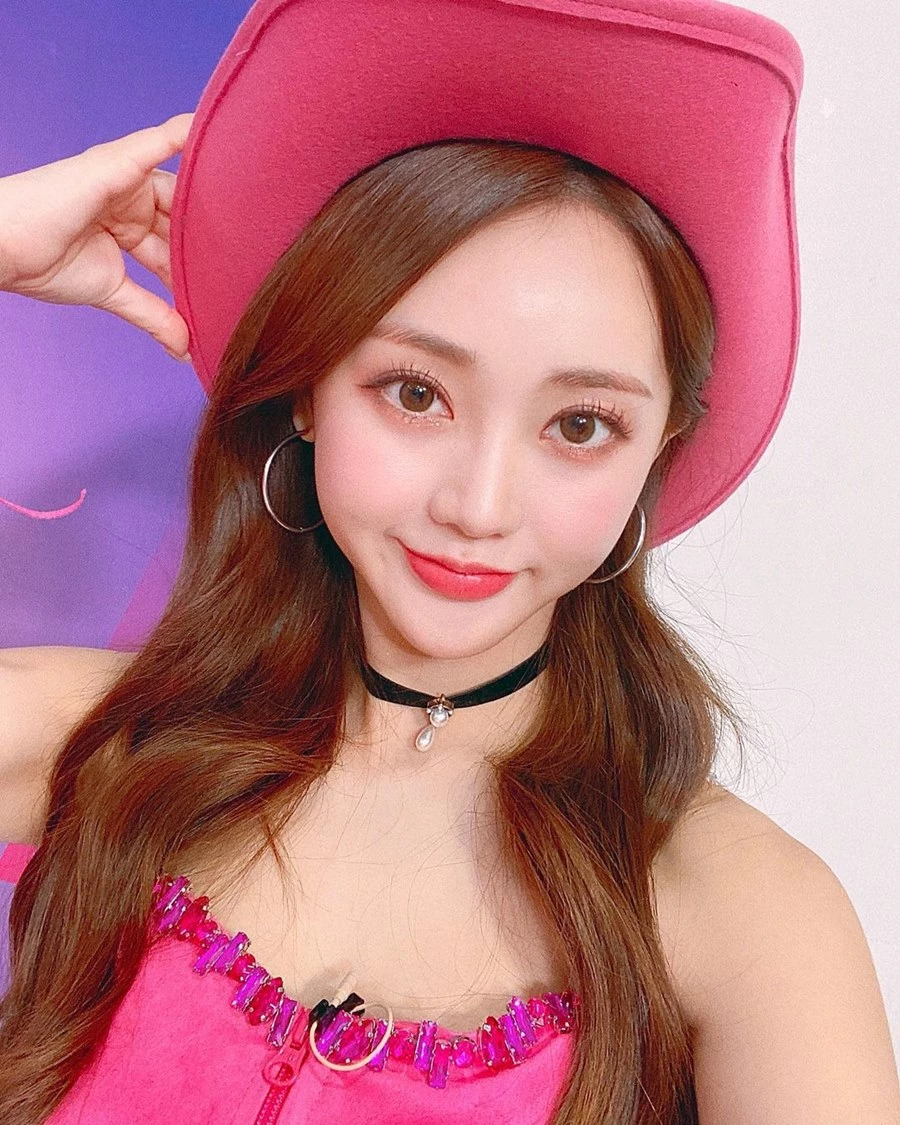 홍지윤 인스타그램