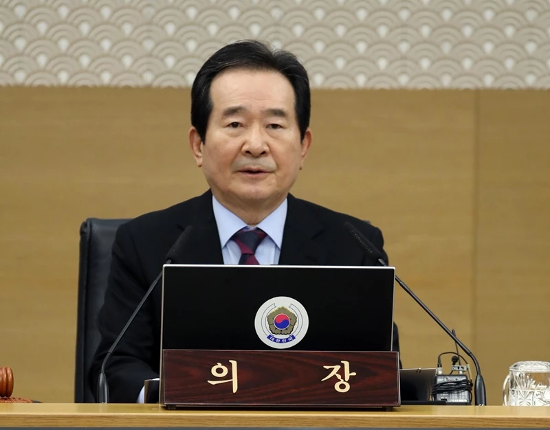 정세균 국무총리가 지난 9일 정부세종청사에서 열린 서울-세종 영상 국무회의에서 모두발언을 하고 있는 모습.