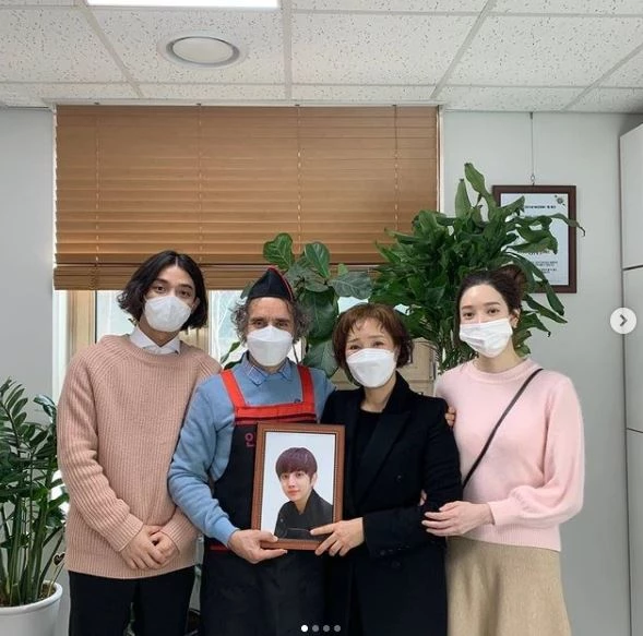 이치훈 유족은 성남 안나의집 등 다른 곳에도 꾸준히 기부를 해왔다.