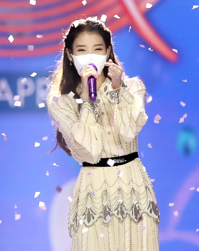 가수 아이유
