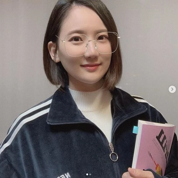 김지원 인스타그램