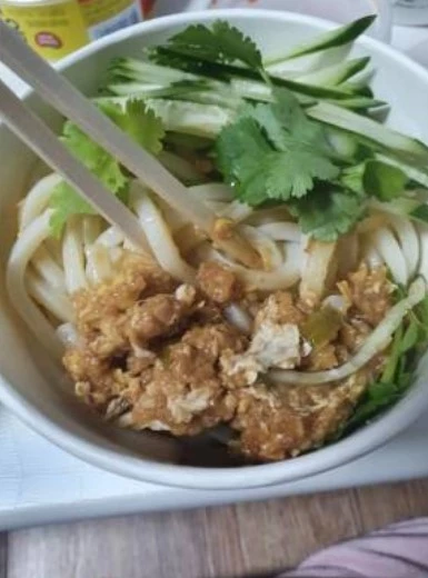 “짜장면 시켰더니 웬…” 사진과 다른 '중국식 짜장면' 배달 논란