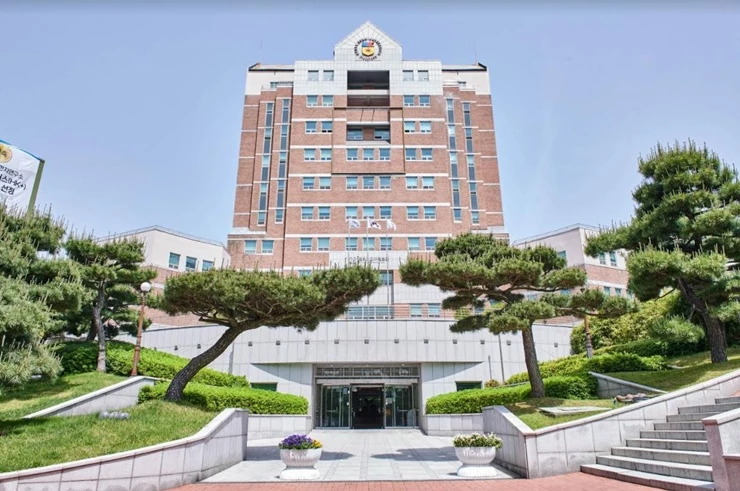 경성대학교 본관 전경 / 사진제공=경성대