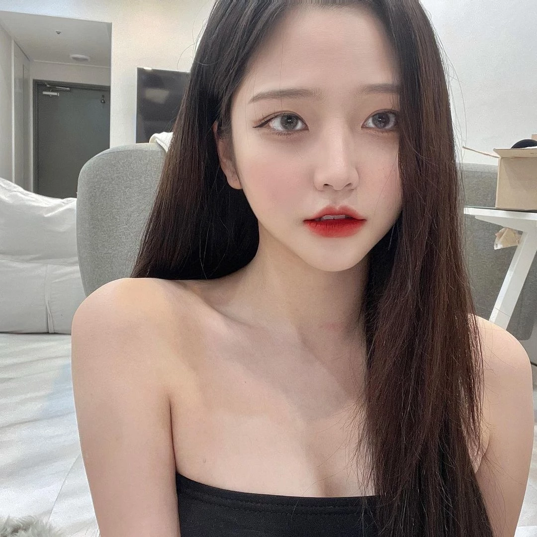 공개 열애 시작한 인기 여캠 BJ, 강남으로 이사 갔다 (영상) | 위키트리