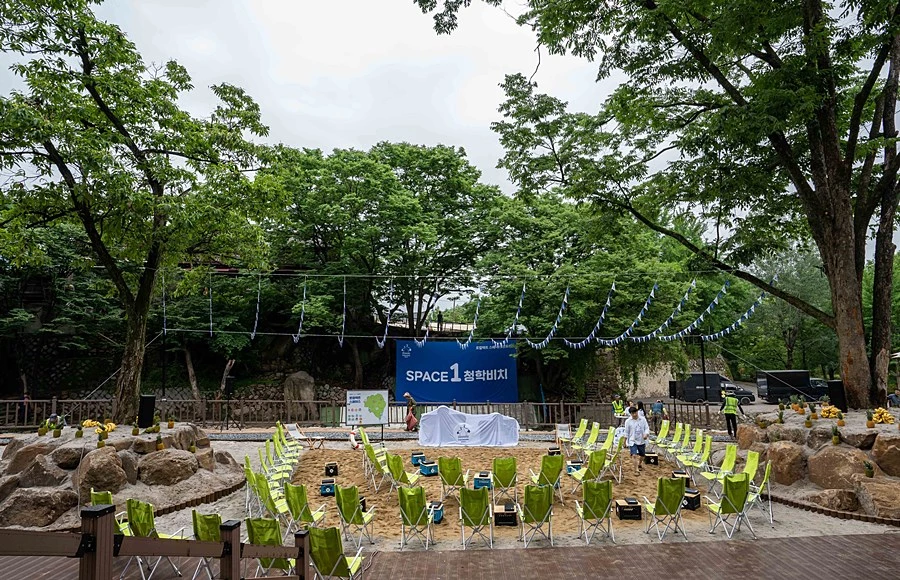 전국 최초로 계곡 불법 정비 후 새롭게 로컬택트 스페이스로 단장한 청학비치