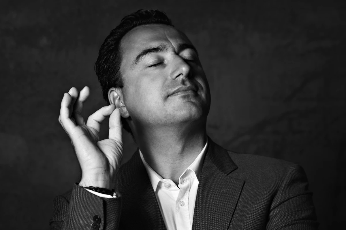 퍼퓸 드 말리 창립자인 크리에이티브 디렉터 줄리앙 스프레처