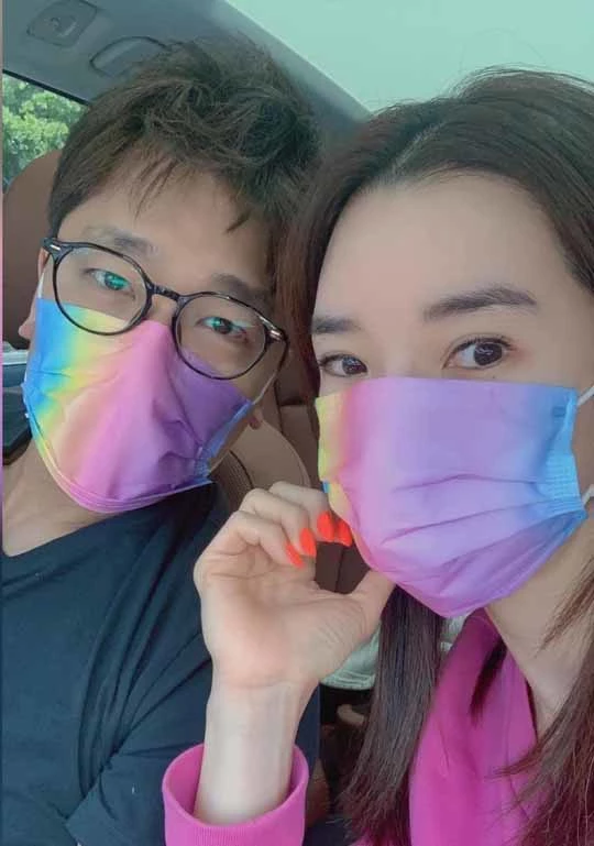 김동성(왼쪽)과 인민정. / 인민정 인스타그램