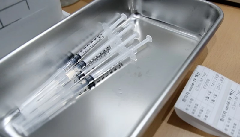 백신 주사기의 모습 / 뉴스1