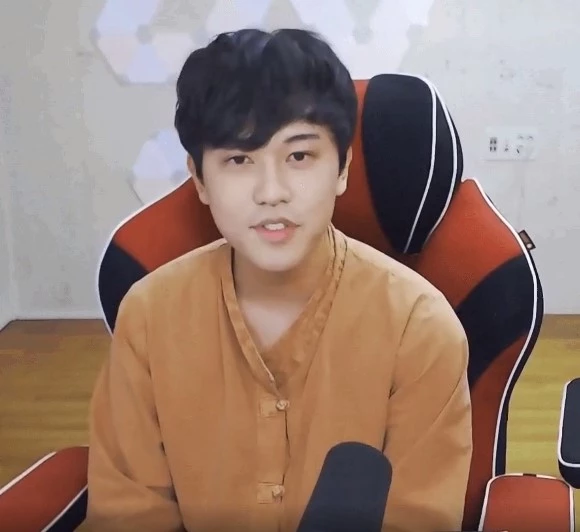 유튜브, 논리왕 전기