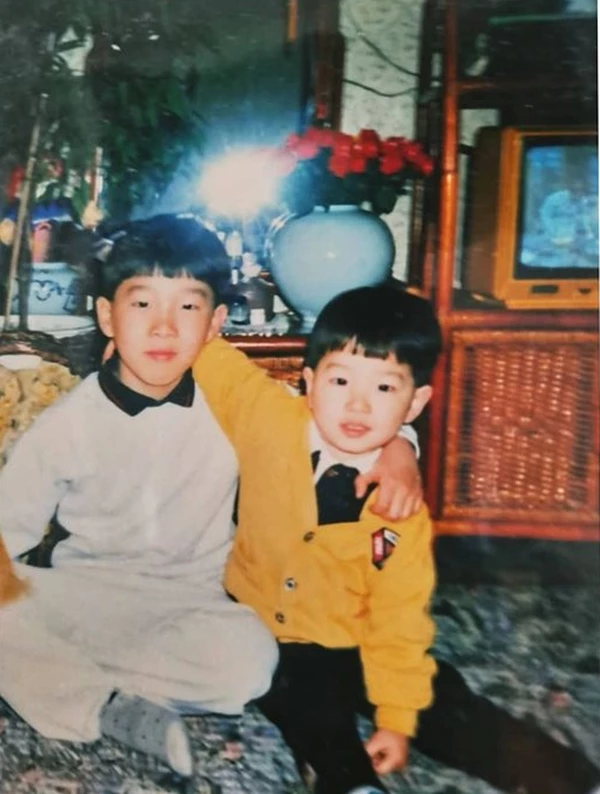 왼쪽부터 동현배, 태양 / 이하 동현배 인스타그램