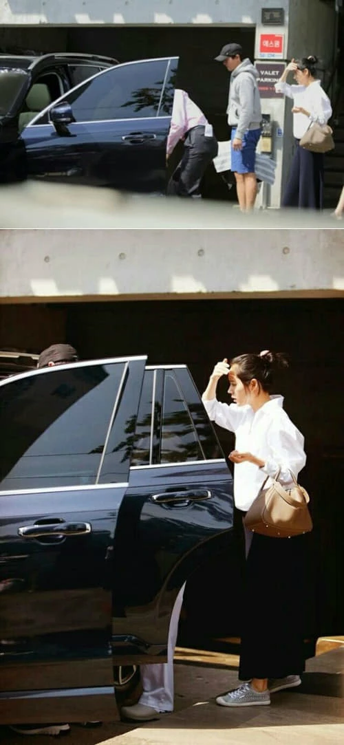 산후조리원에서 퇴원하는 한가인 / 온라인 커뮤니티
