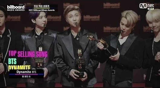 Mnet '2021 빌보드 뮤직 어워드' 중계 화면