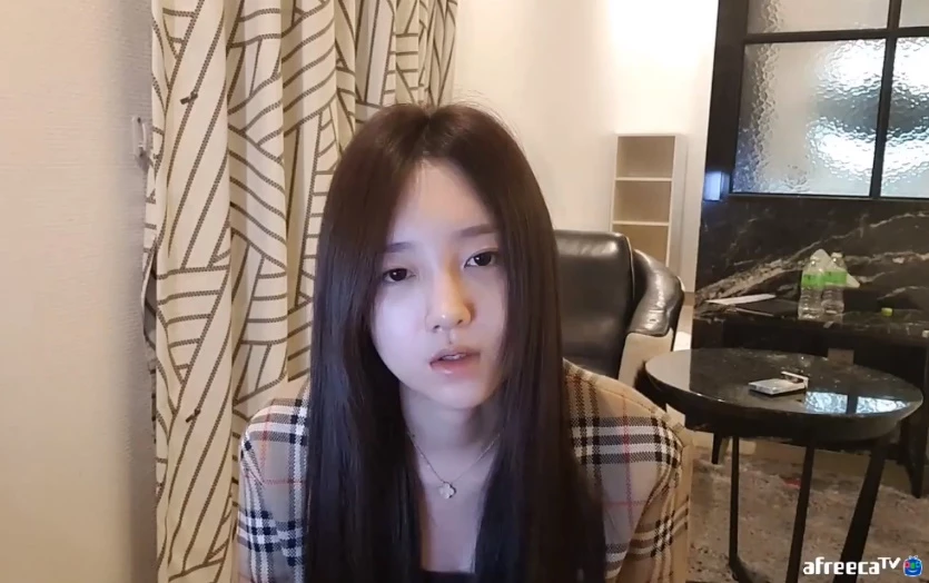 이하 아프리카TV '외질혜ㅡㅠㅡ'