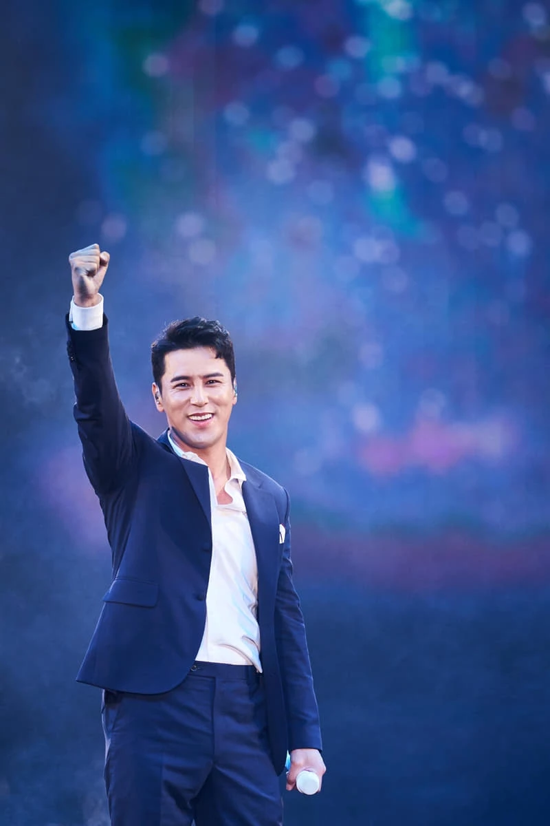 가수 장민호 / 쇼플레이