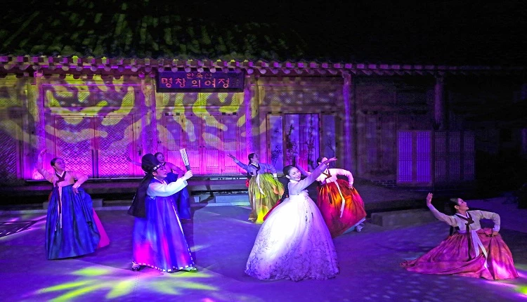열녀춘향 수절가 공연 / 남원시