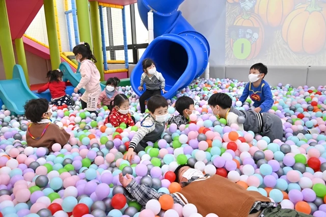 복지 사회 구현 - 진보 키즈카페