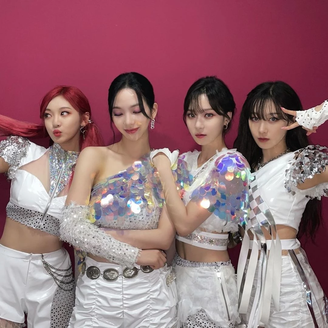 7월 브랜드 평판 1위 차지한 에스파 / 이하 에스파 인스타그램