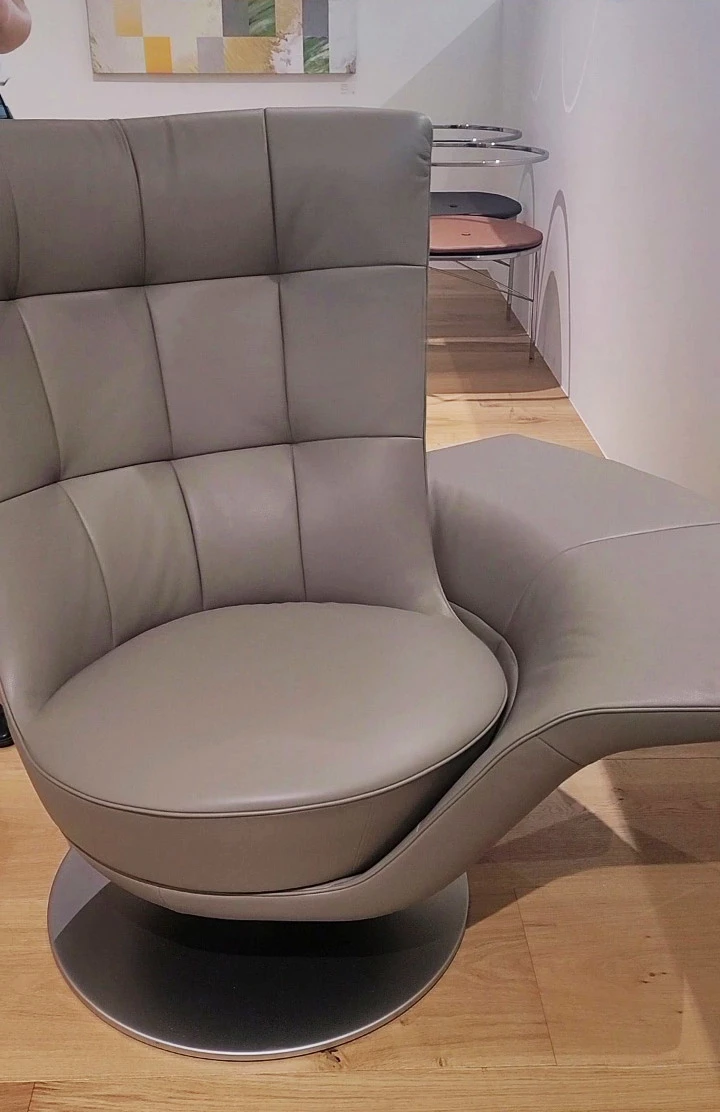 모델명: DS-262 / 디자이너: Stefan Heiliger