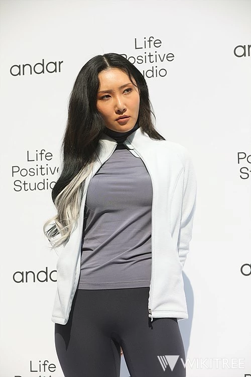 DPR LIVE 신곡 피처링한 화사 / 전성규 기자