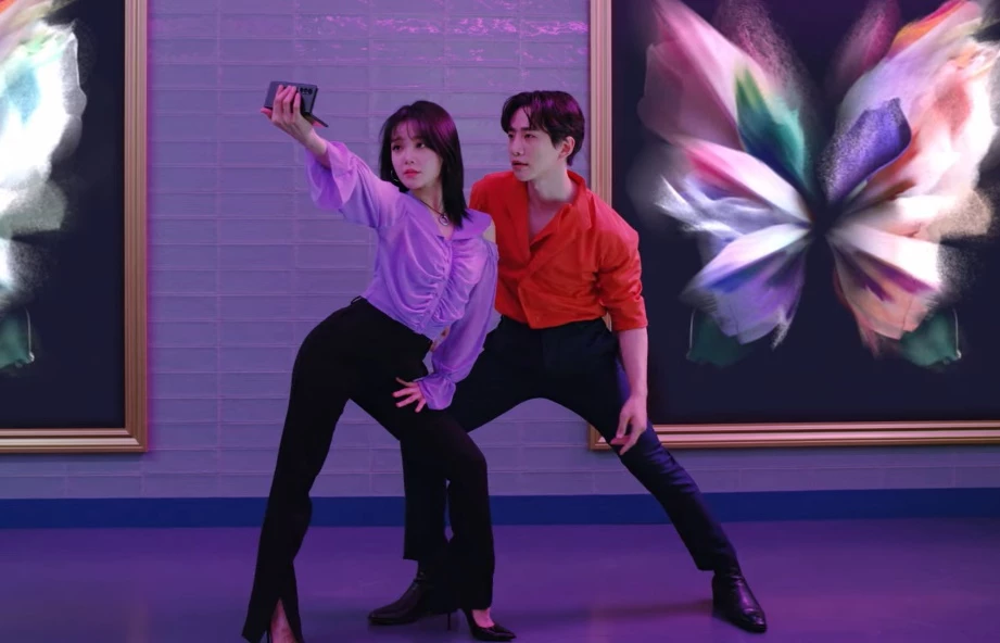 오마이걸 승희와 2PM 준호 / 삼성전자 유튜브