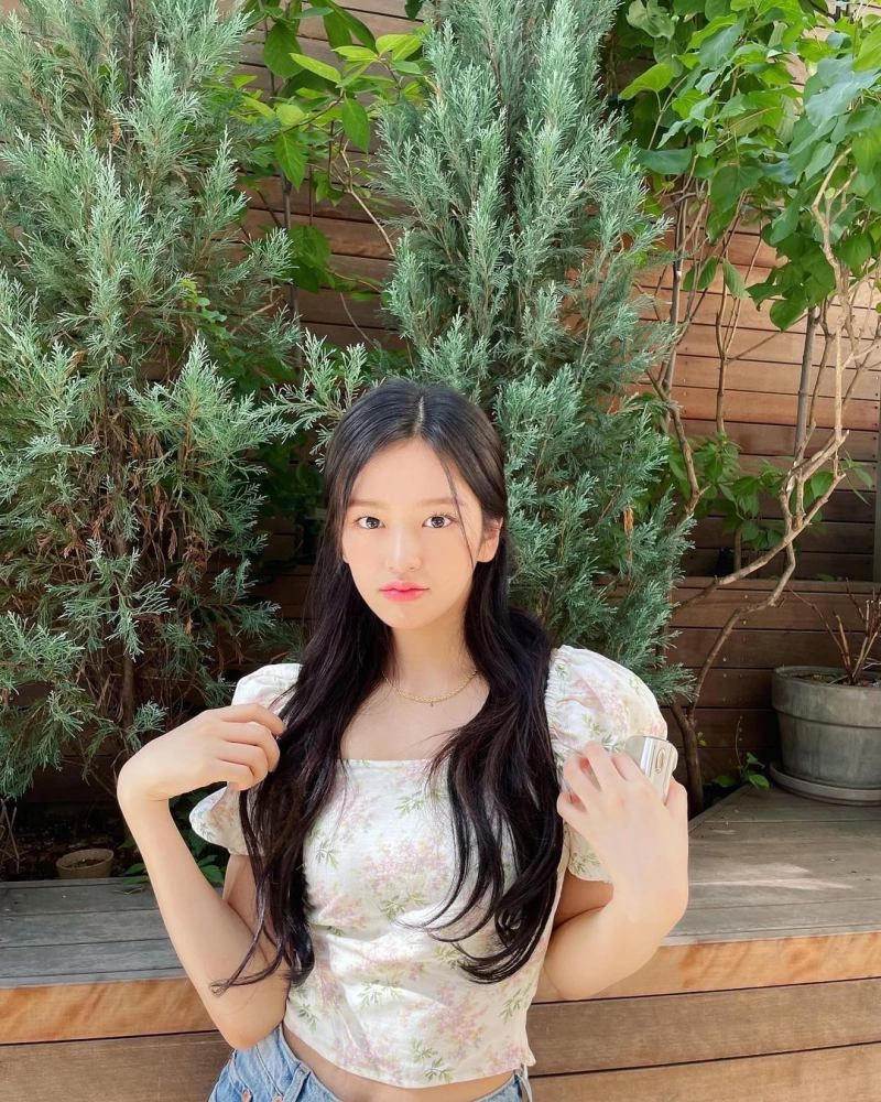 안유진 인스타그램