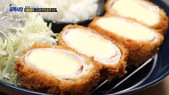 연돈에서 판매 중인 치즈 돈까스 / SBS '백종원의 골목식당'