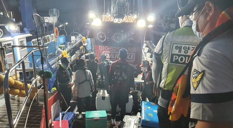 낚시어선 점검 / 충남도