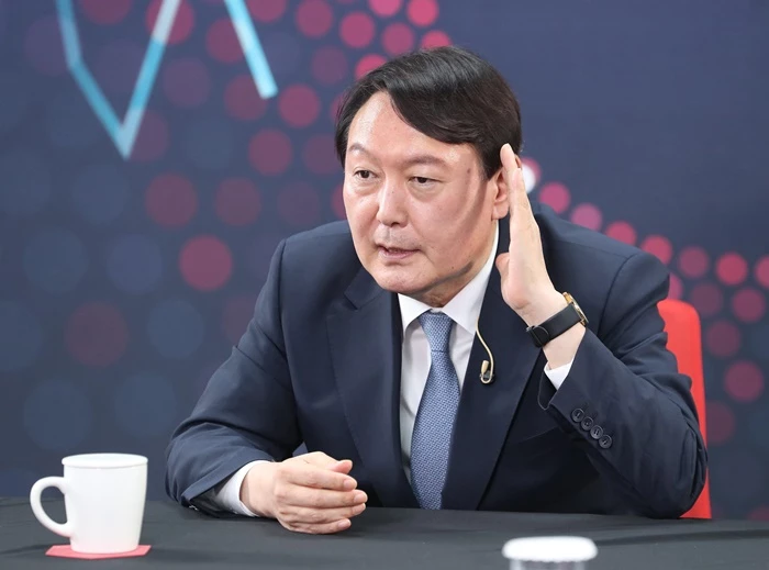 윤석열 전 총장