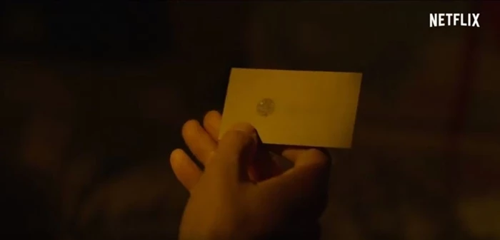 드라마 '오징어 게임' 속 문제의 전화번호 노출 장면 / 이하 유튜브 'Netflix Korea 넷플릭스 코리아'