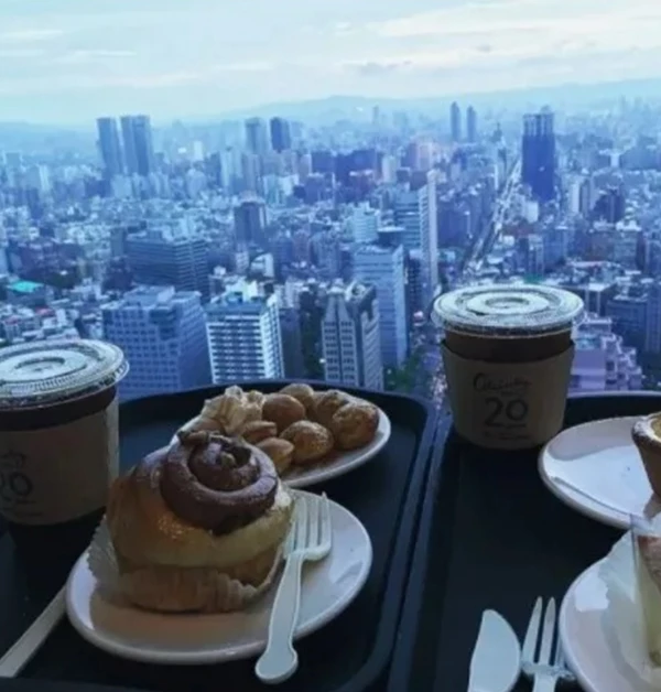 스타벅스 타이베이101점.