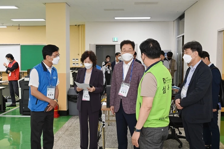 제56회 전국기능경기대회 전국 1위 넘어 역대 최고 성과 / 경북교육청