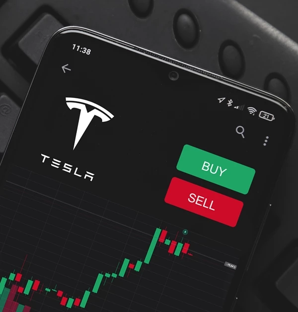 급등하고 있는 테슬라 주가. /이하 셔터스톡