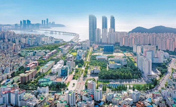 국립부경대학교가 교육부와 한국대학교육협의회 주관 ‘2021년 캠퍼스 아시아(CAMPUS Asia) 한·일·중 확장사업’에 2개 사업단이 신규로 최종 선정됐다. / 사진제공=부경대